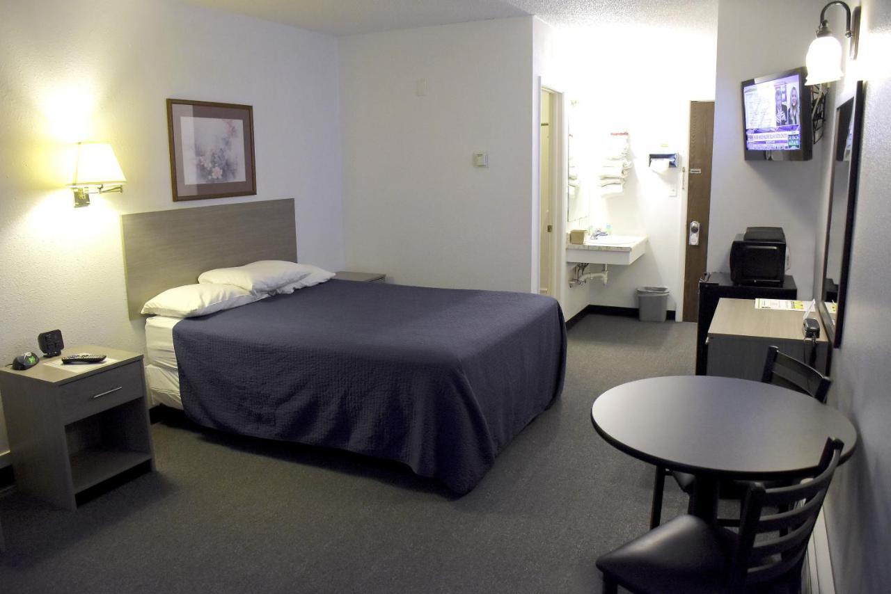 غلينديف Yellowstone River Inn المظهر الخارجي الصورة
