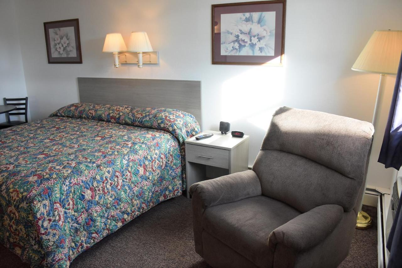 غلينديف Yellowstone River Inn المظهر الخارجي الصورة