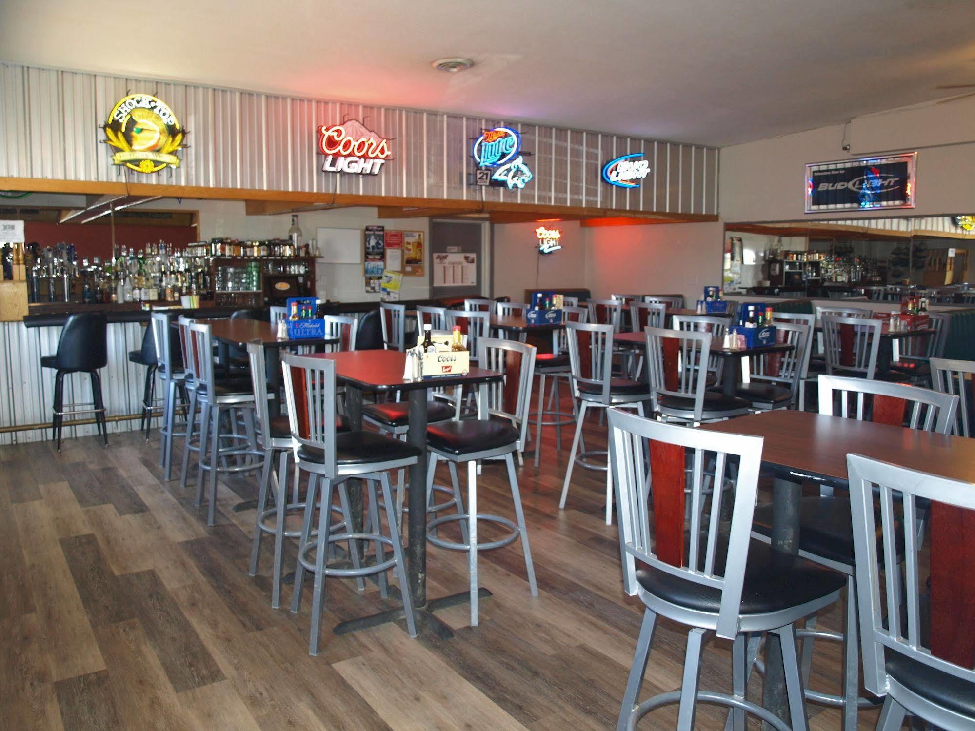 غلينديف Yellowstone River Inn المظهر الخارجي الصورة