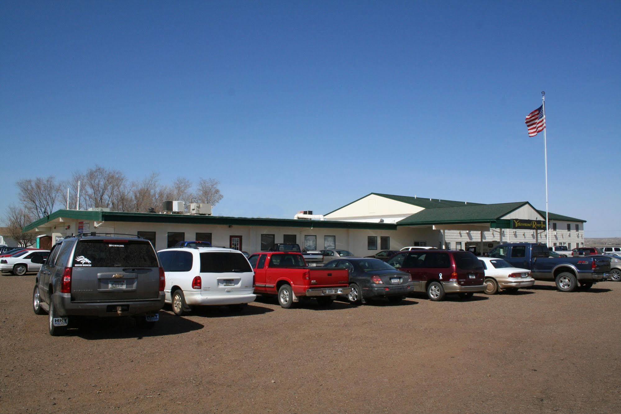 غلينديف Yellowstone River Inn المظهر الخارجي الصورة