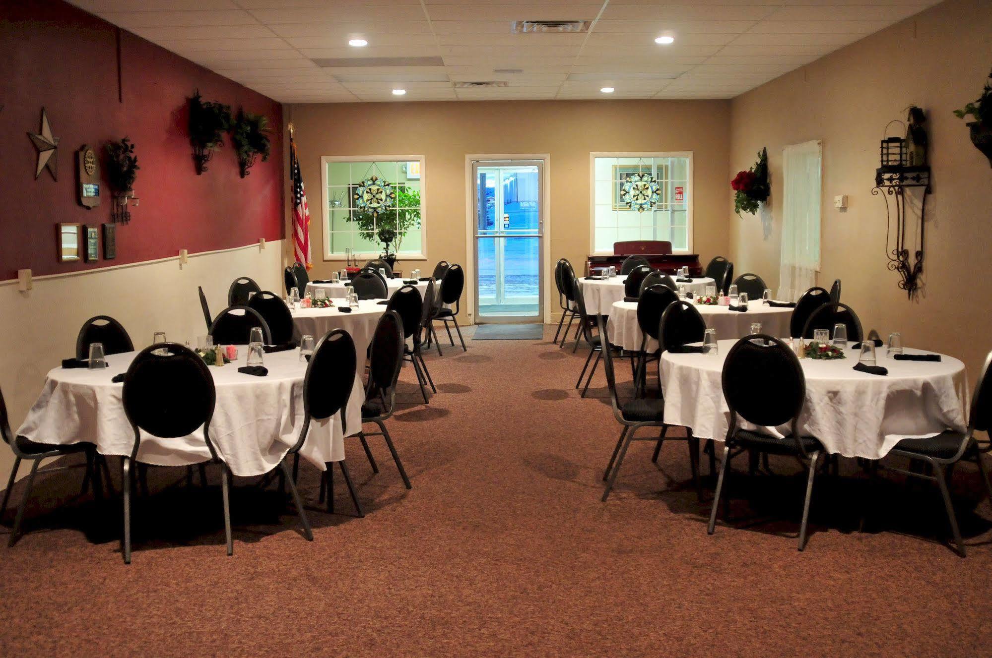 غلينديف Yellowstone River Inn المظهر الخارجي الصورة